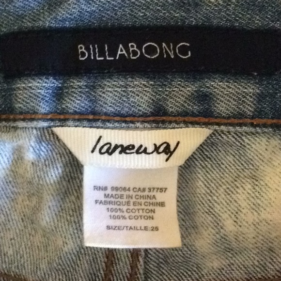 Billabong laneway shorts - Picture 2 of 3